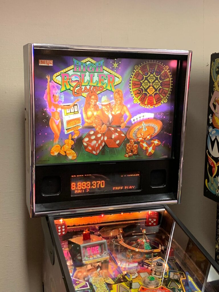 High Roller Casino Pinball Machine