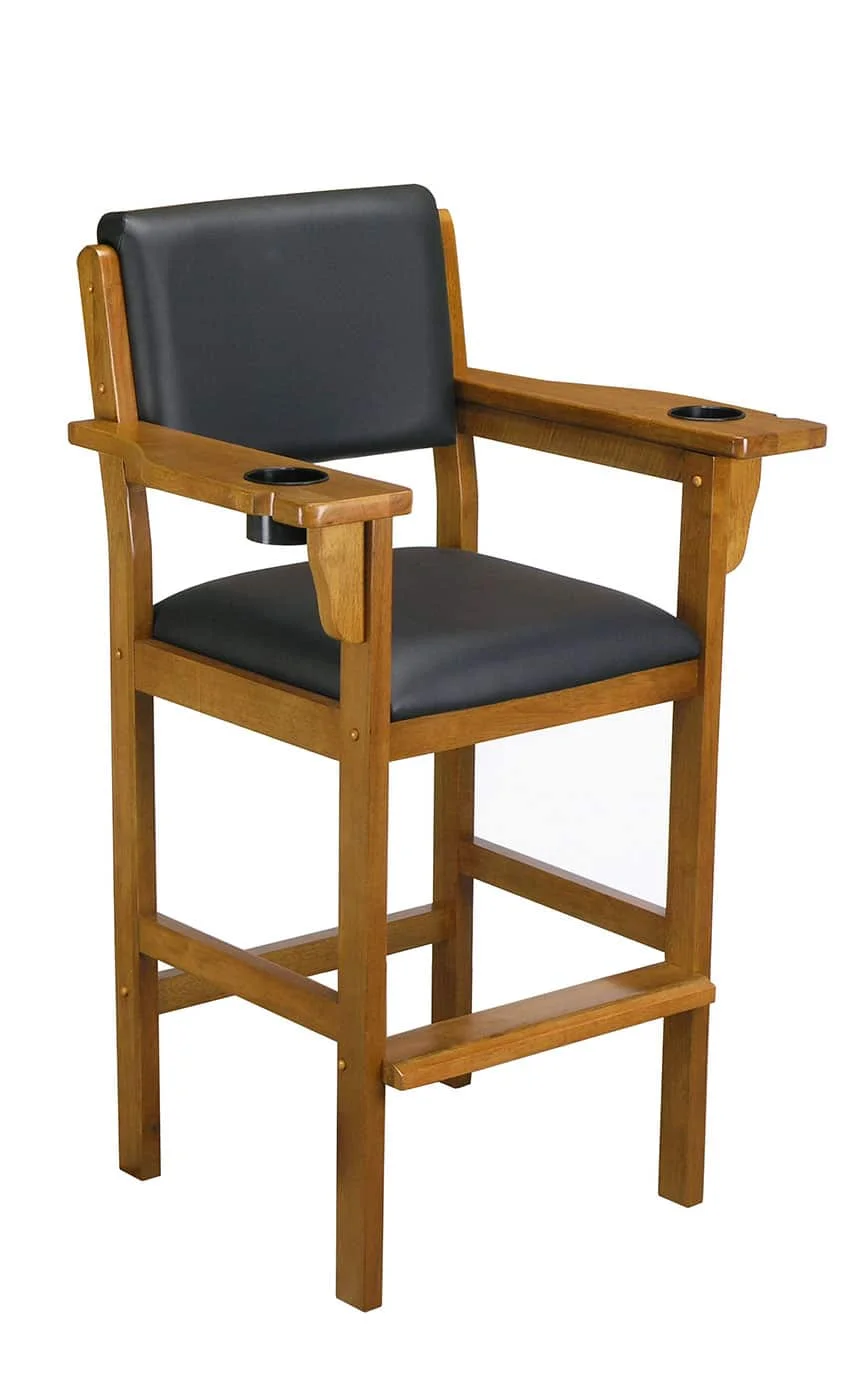 Classic spectator chair from Level Best, perfect for those breaks between turns.