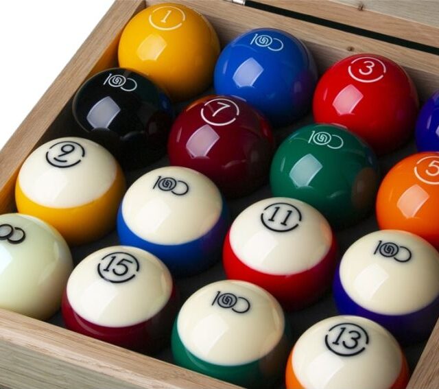 Aramith 100th Anniversary Belgian Pool Ball Set - Image 2